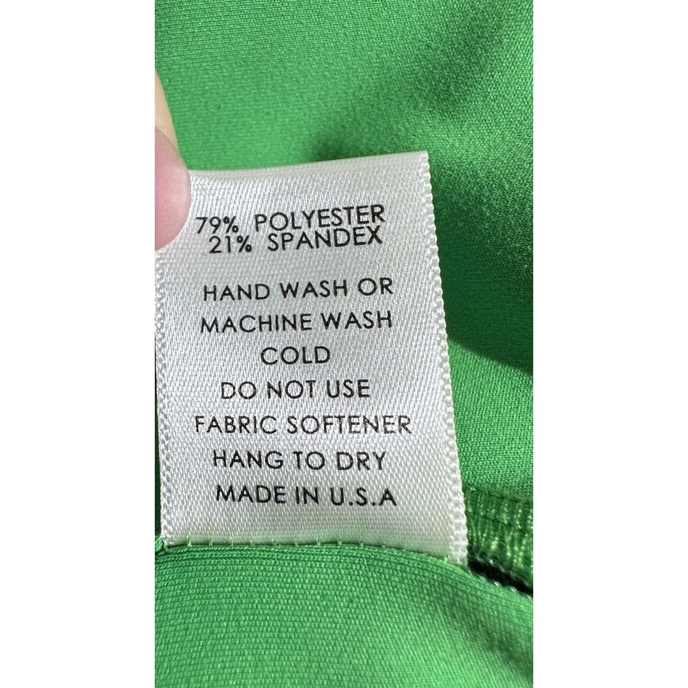 Set de Danza Five Dancewear - Top con Amarre y Shorts - Verde Neón/ (Size XS) - Picture 8 of 10